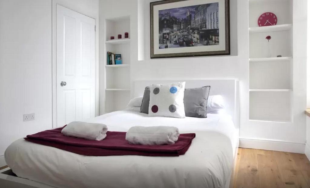 Clamshell Land - Royal Mile Appartement EDI Kamer foto